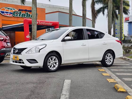 NISSAN VERSA 1.6 16V FLEXSTART SV 4P XTRONIC